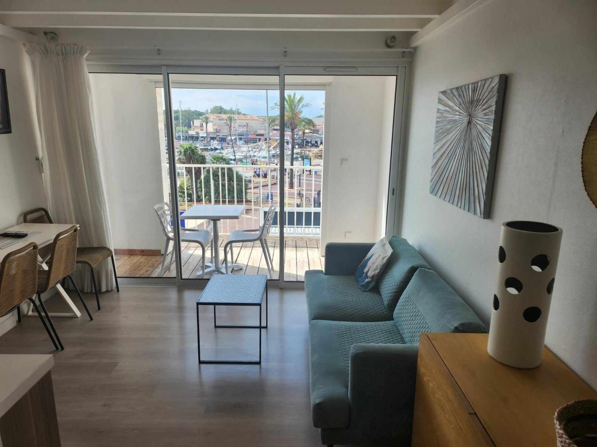 Bleu Mer Duplex & Suites Saint-Cyprien  Exterior photo