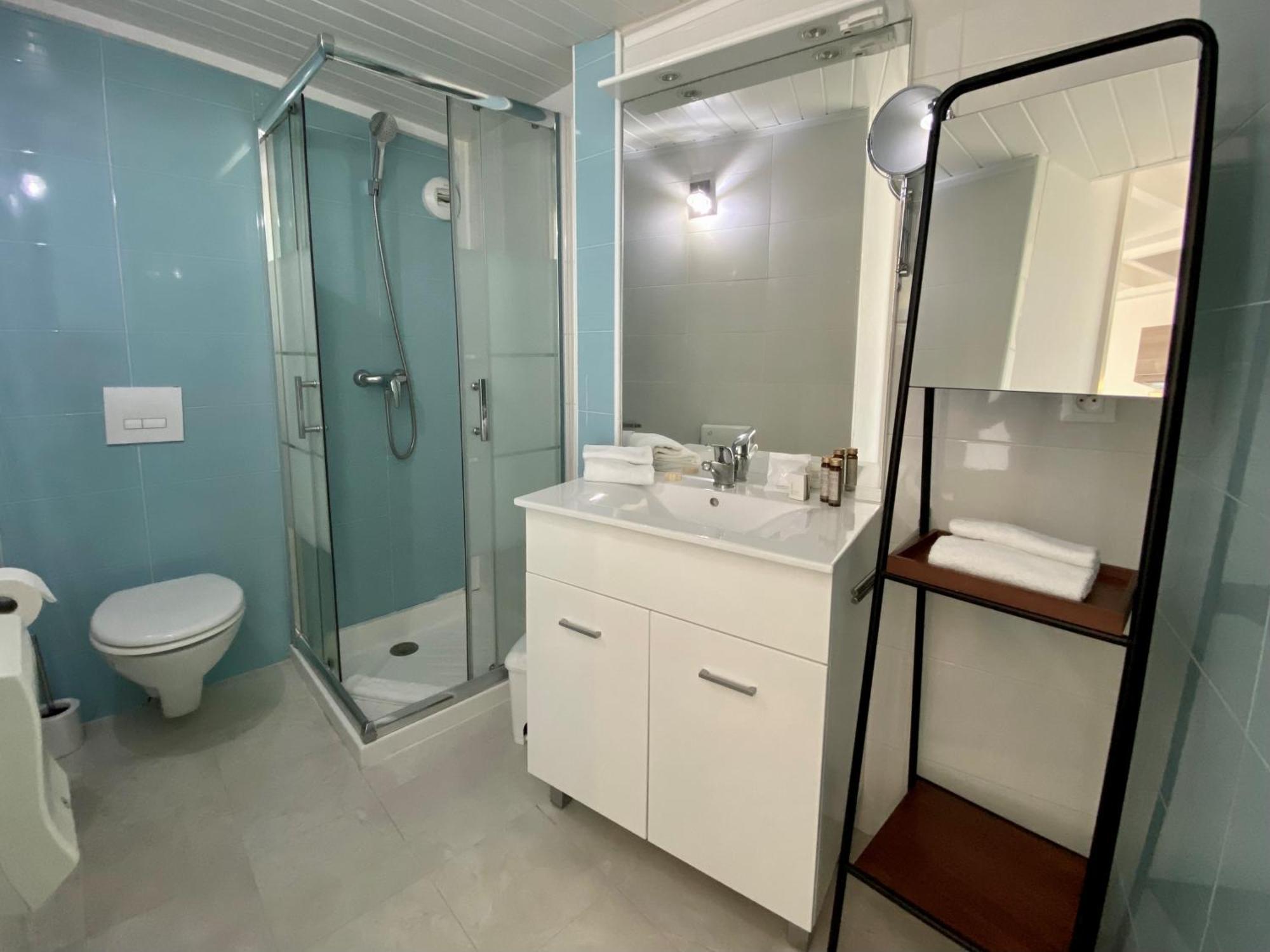 Bleu Mer Duplex & Suites Saint-Cyprien  Exterior photo